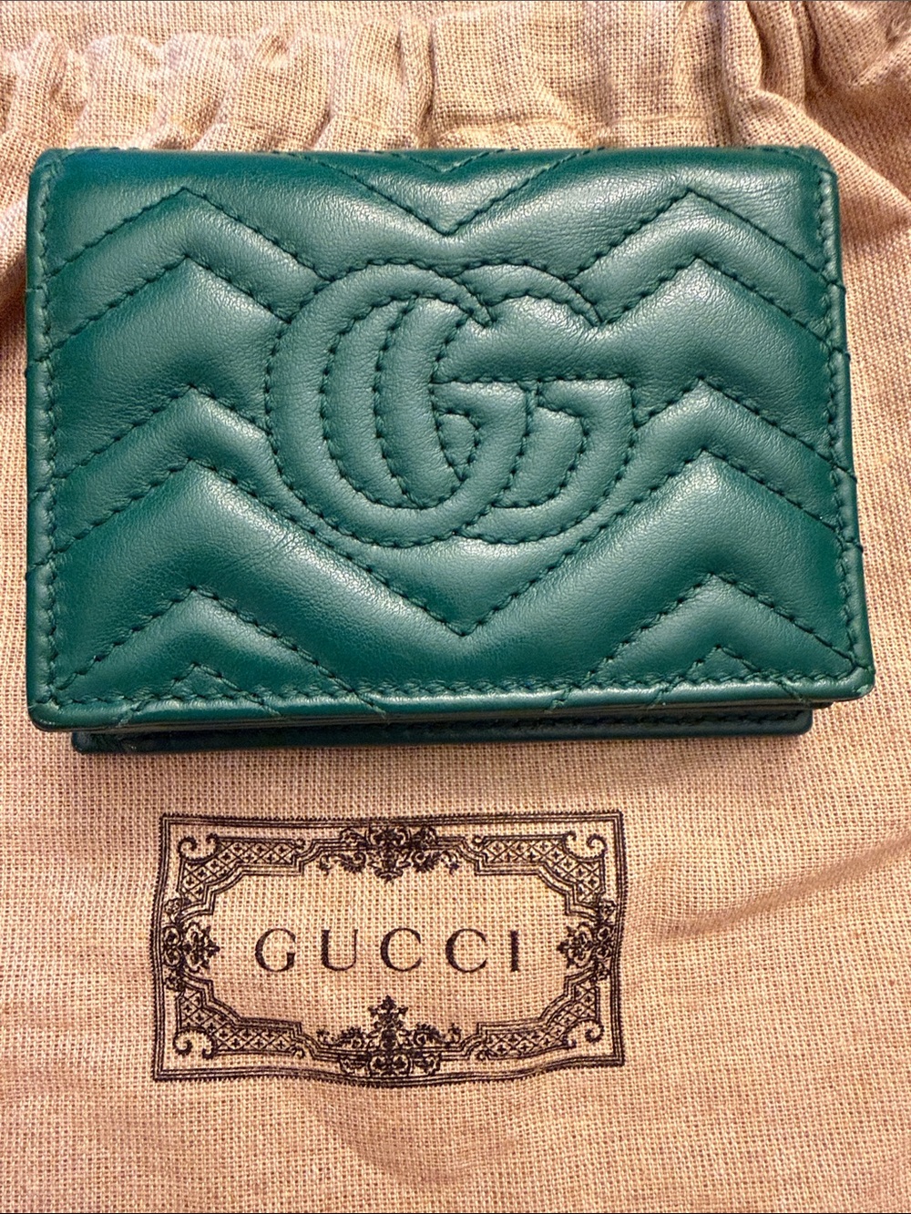 Gucci Marmont Wallet - Picture 2 of 10
